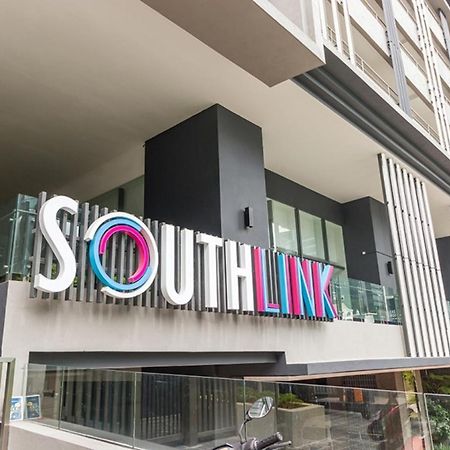 Апарт отель Southlink Bangsar South By Five Senses Куала-Лумпур Экстерьер фото